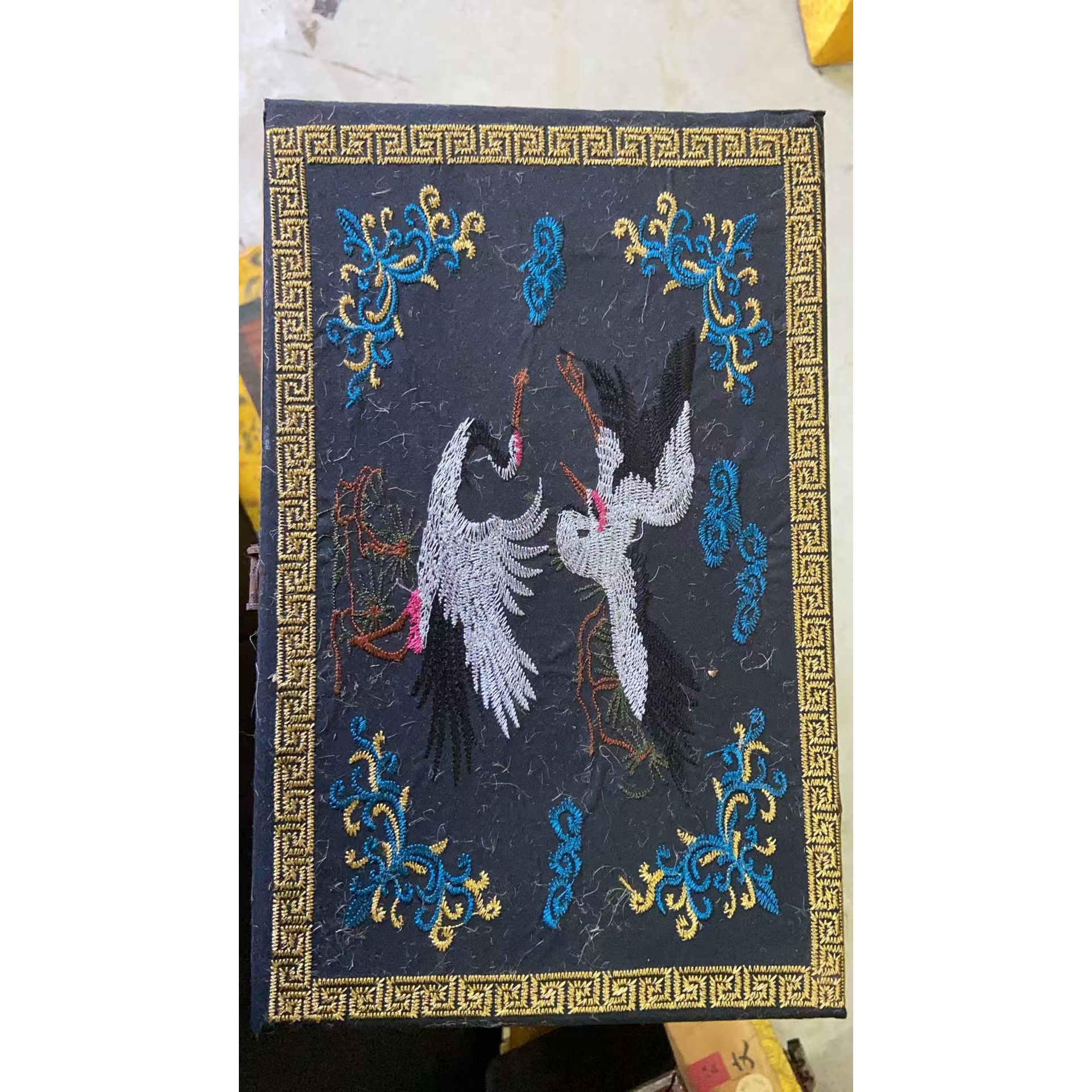 【闪购链接】黑鹤刺绣锁盒一对