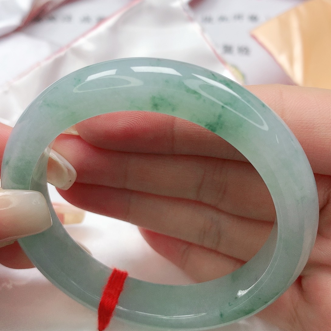 【闪购商品】翡翠手镯未镶嵌缅甸天然A货翡翠
