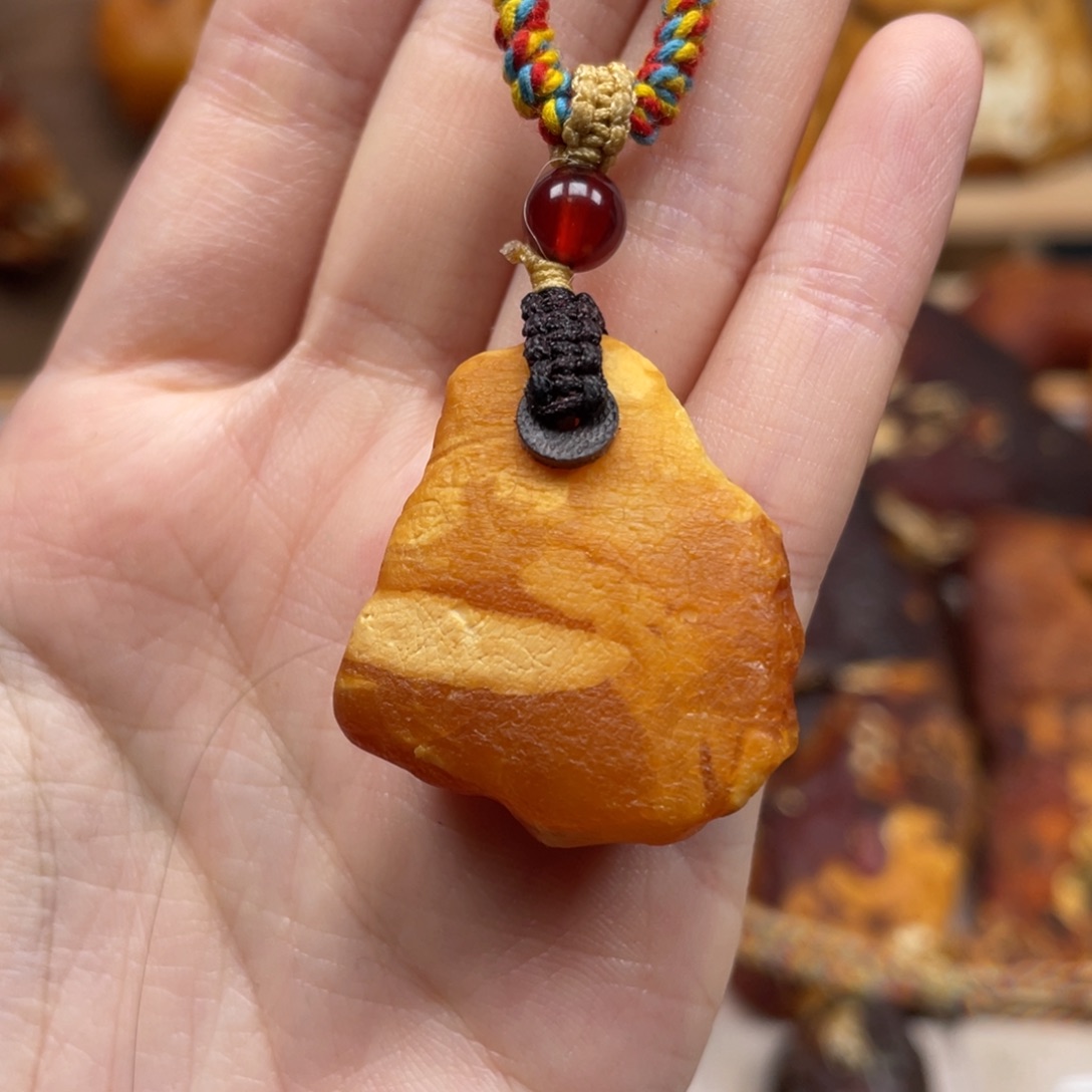 琥珀未镶嵌珠宝奇石