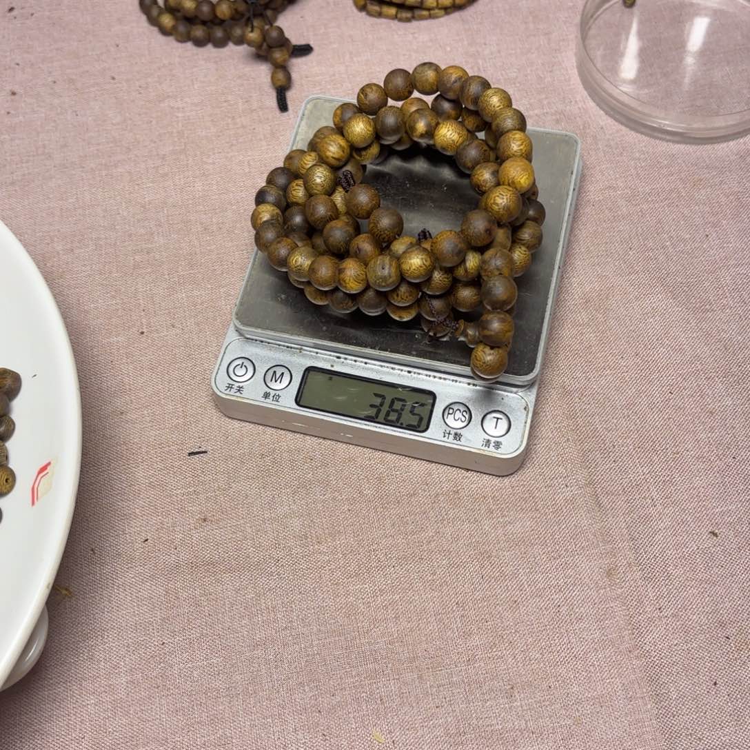 小***宗木奇楠原材料微瑕圆珠38克卡1.0