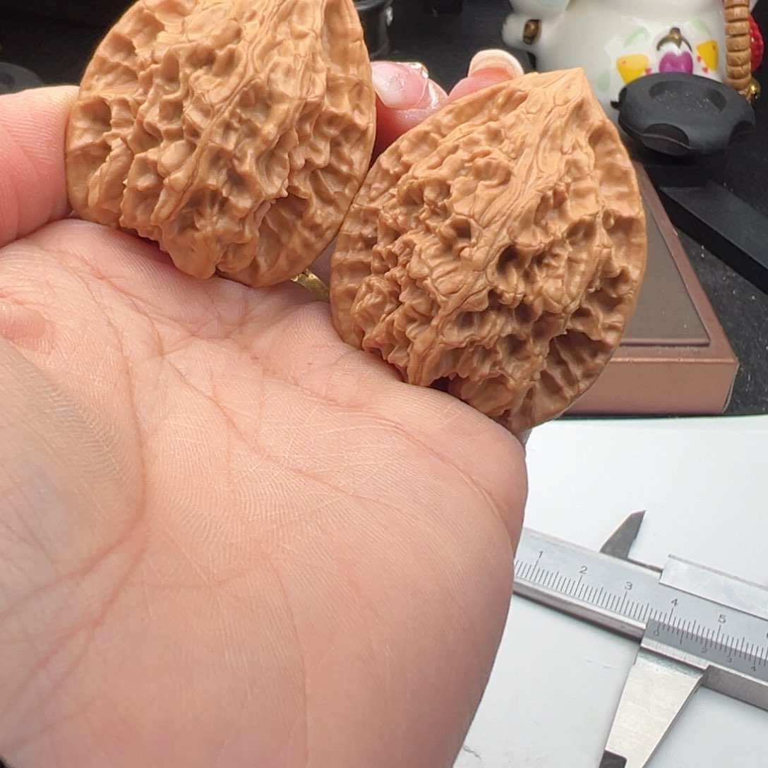 文玩核桃把件沈鸡38