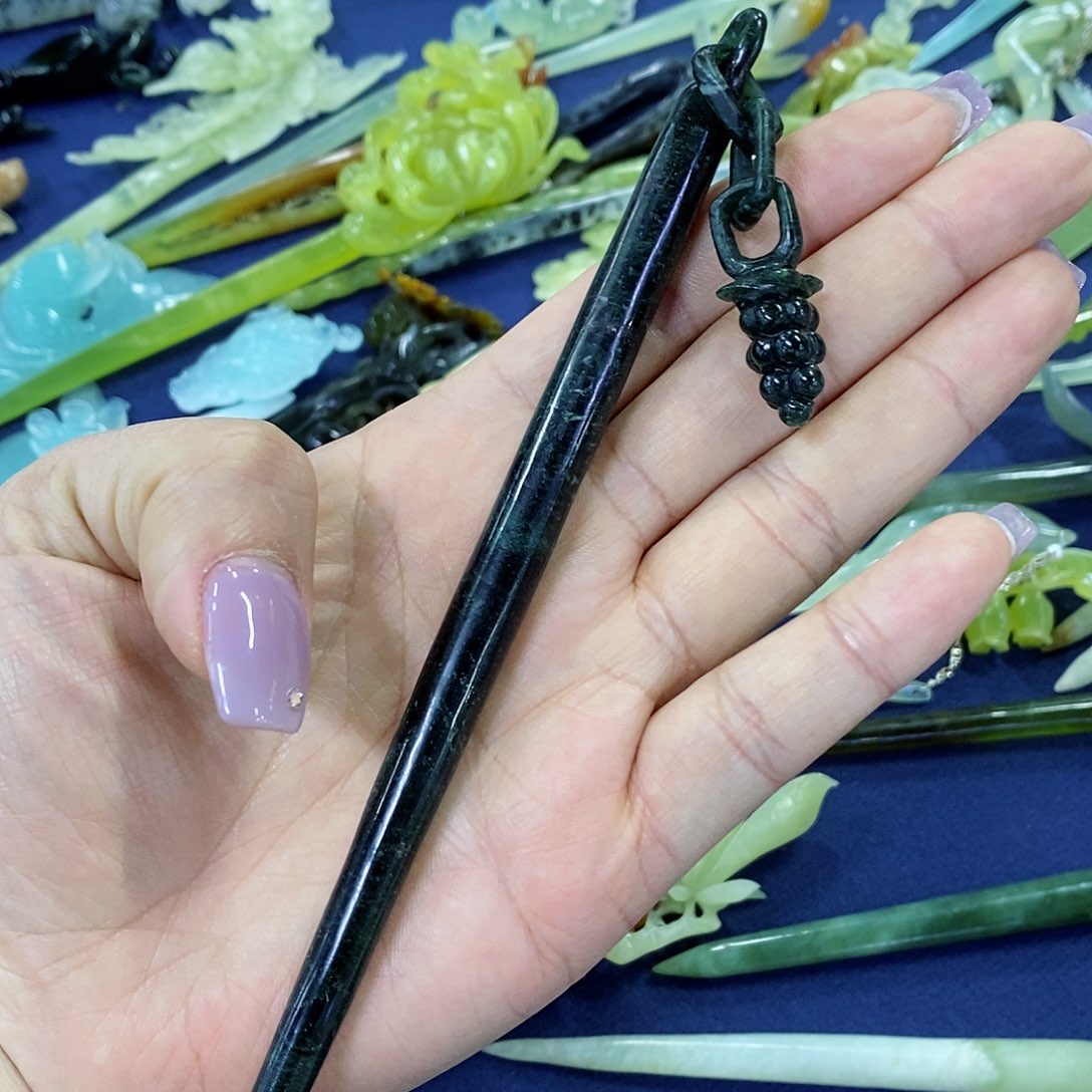 蛇纹石玉发簪未镶嵌