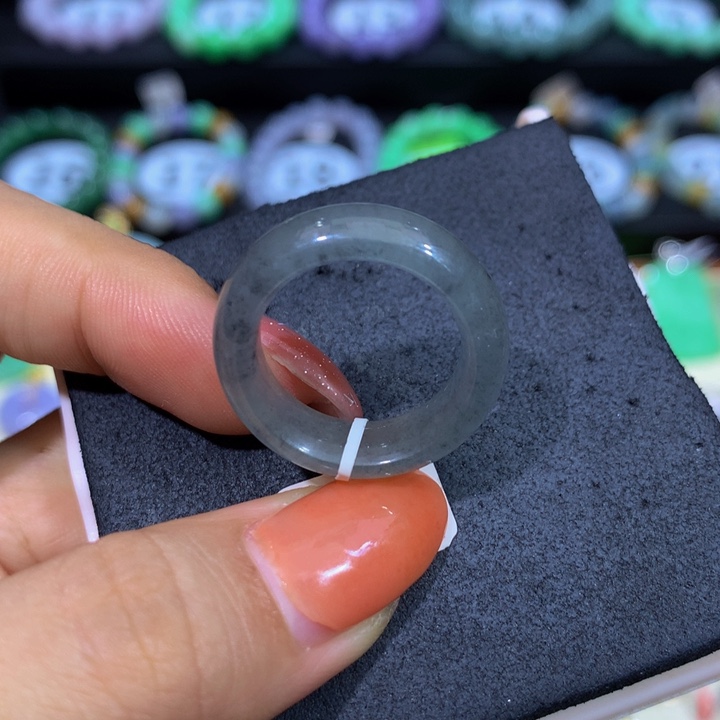 翡翠未镶嵌手链翡翠