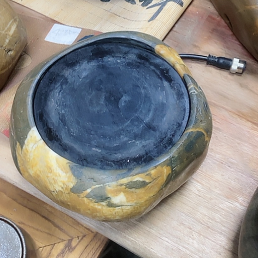 【闪购商品】大**哥石头石头