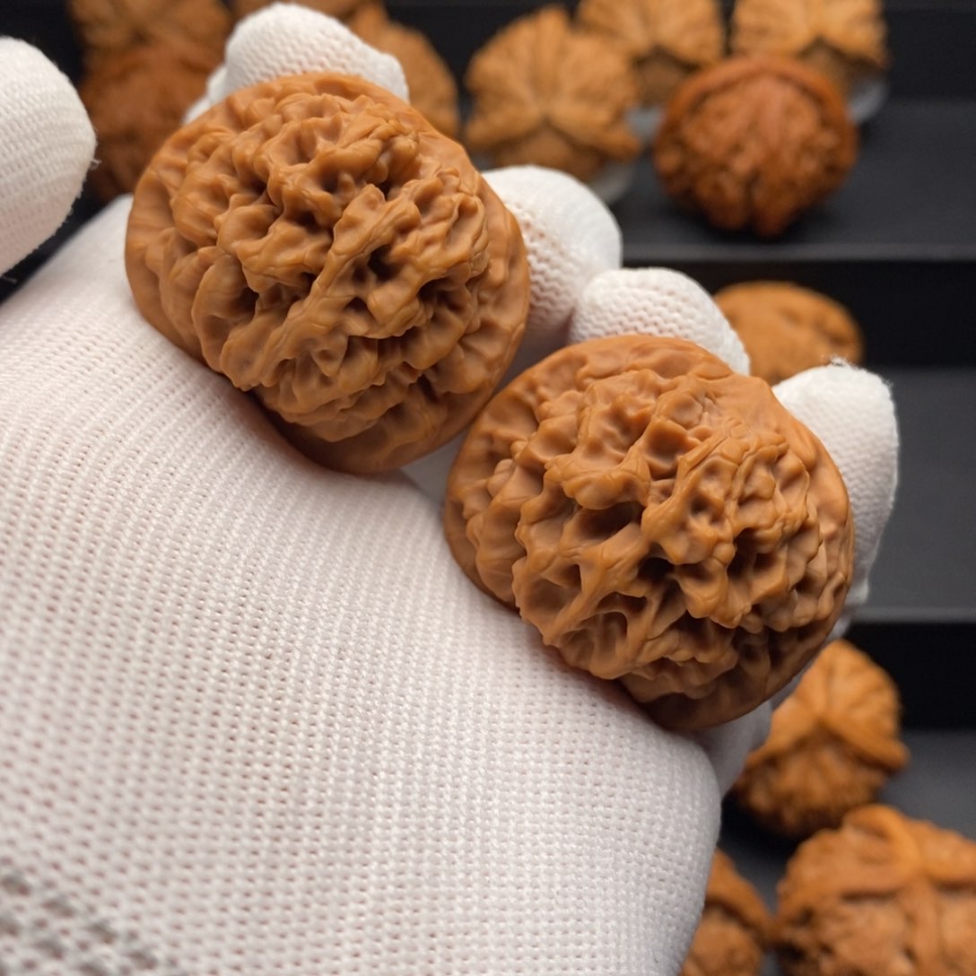 文玩核桃把件39尺精对秦闷