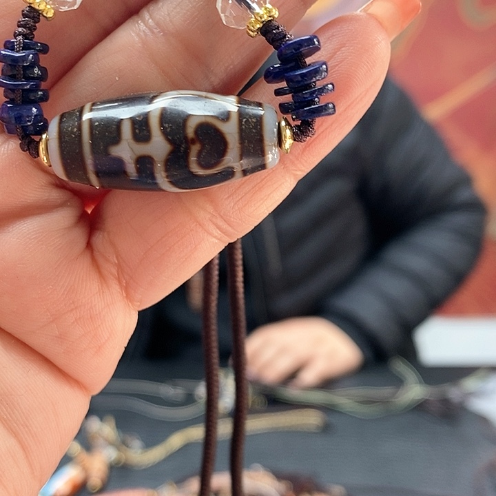 玛瑙/玉髓颈饰合金