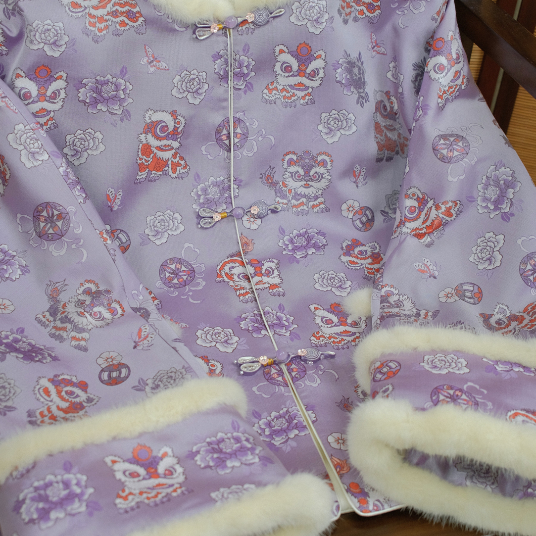 大罗真丝【醒狮贺新春】三马名家宋锦蚕丝棉水貂毛口袋款棉袄外套