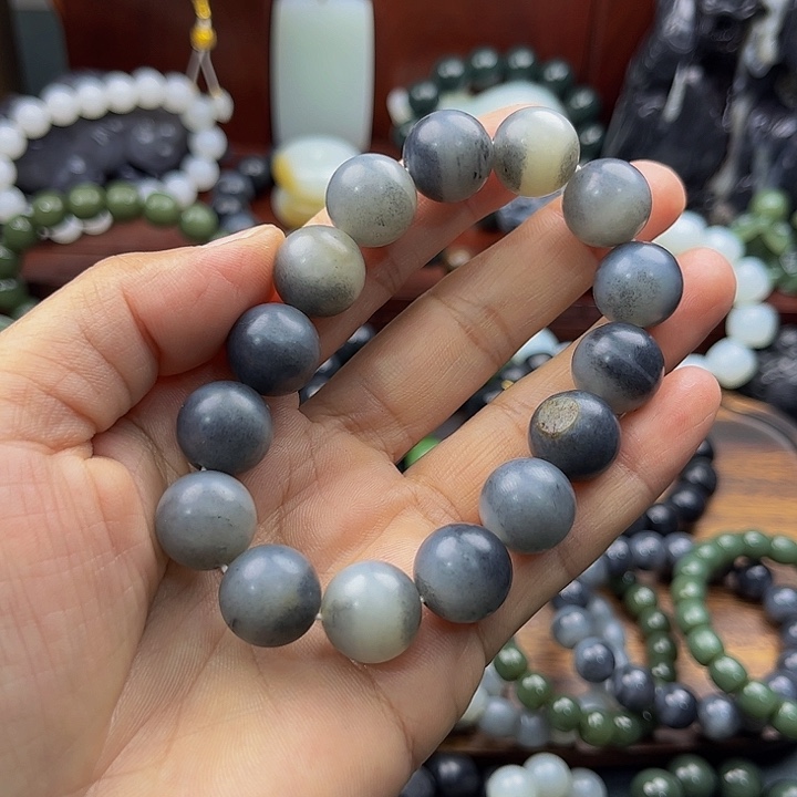 手链未镶嵌和田玉随*