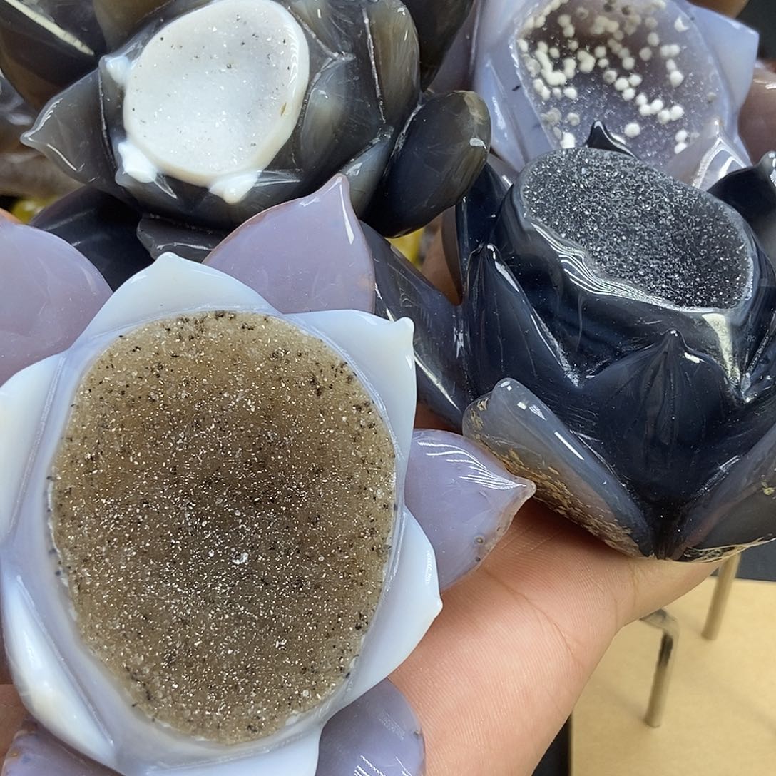 怪***花玛瑙/玉髓未镶嵌珠宝奇石