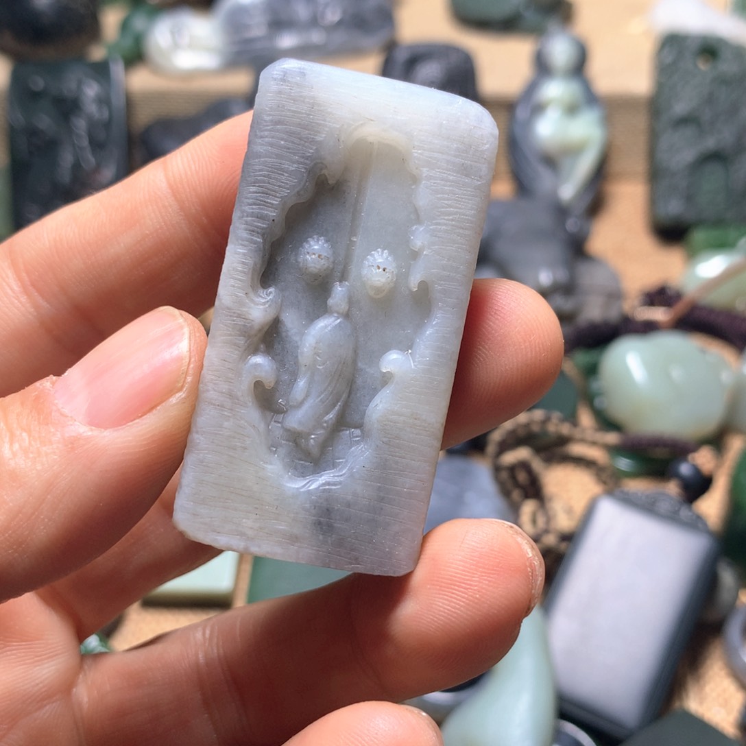 和田玉颈饰未镶嵌