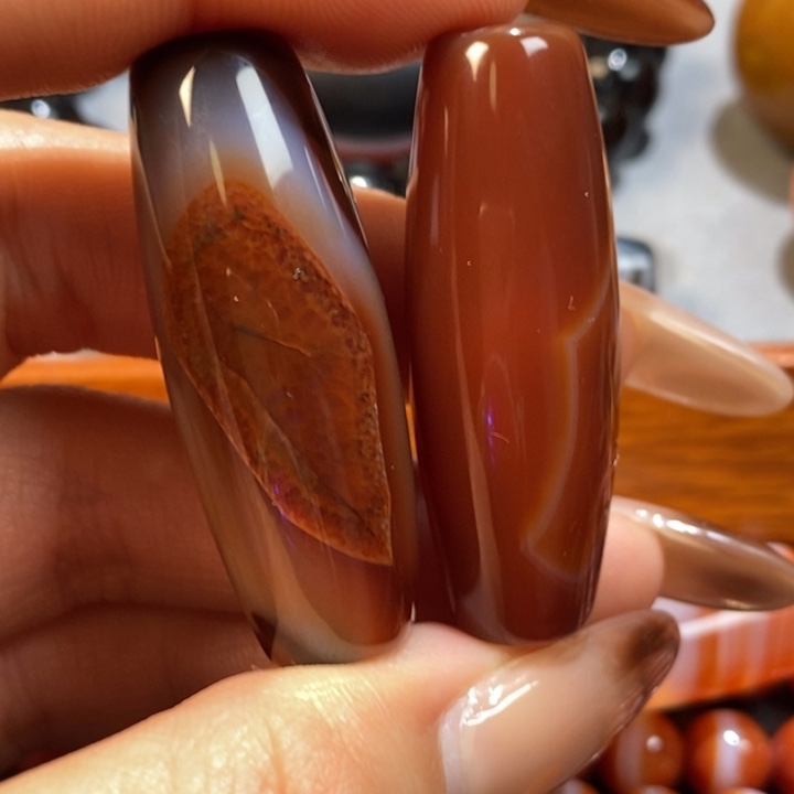 用***4玛瑙/玉髓未镶嵌颈饰