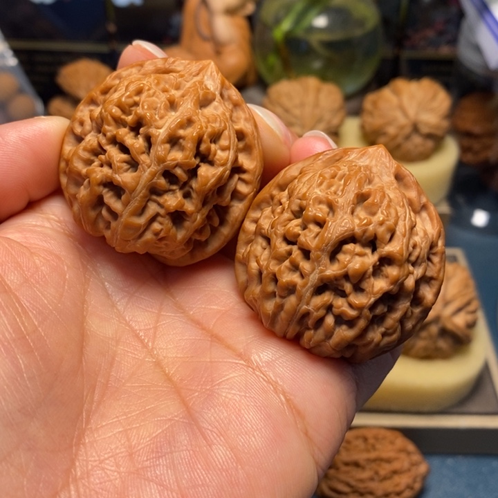 【闪购商品】把件文玩核桃凤凰台