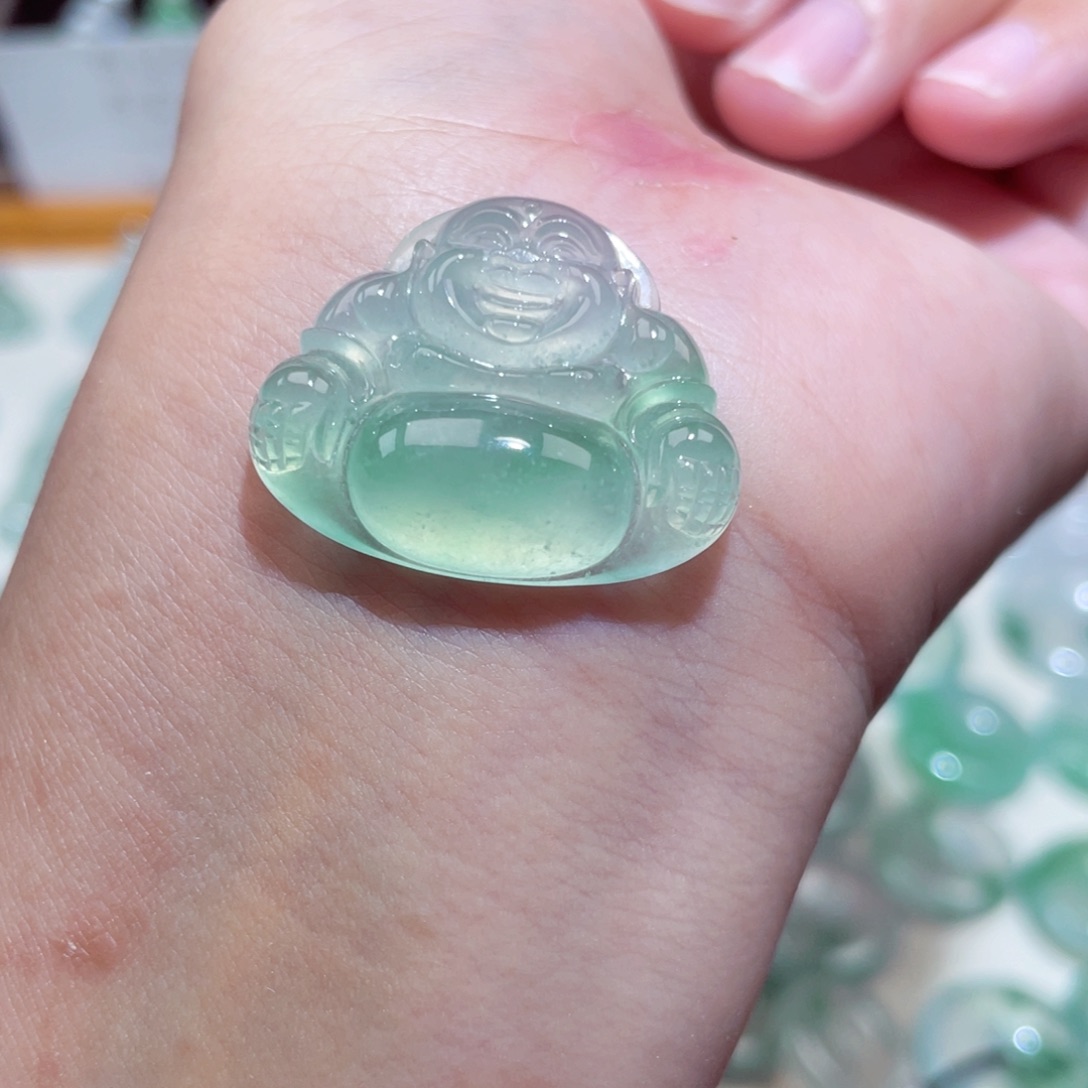 颈饰未镶嵌翡翠佛公