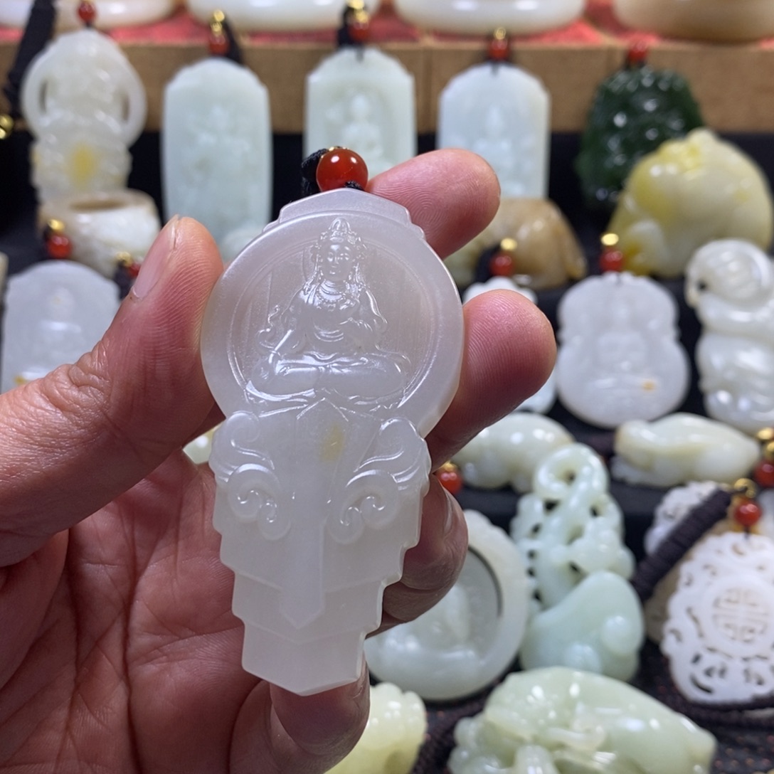 和田玉未镶嵌挂件