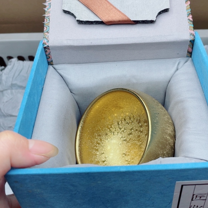 茶盏金麒麟禅定配礼盒
