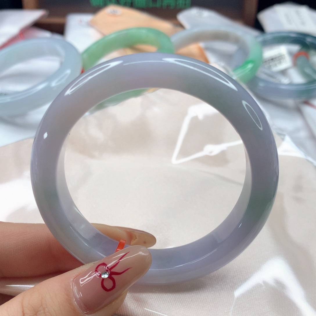 翡翠手镯未镶嵌5253圈口