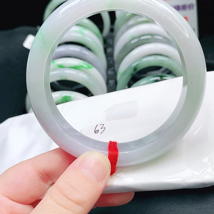 翡翠未镶嵌手镯252