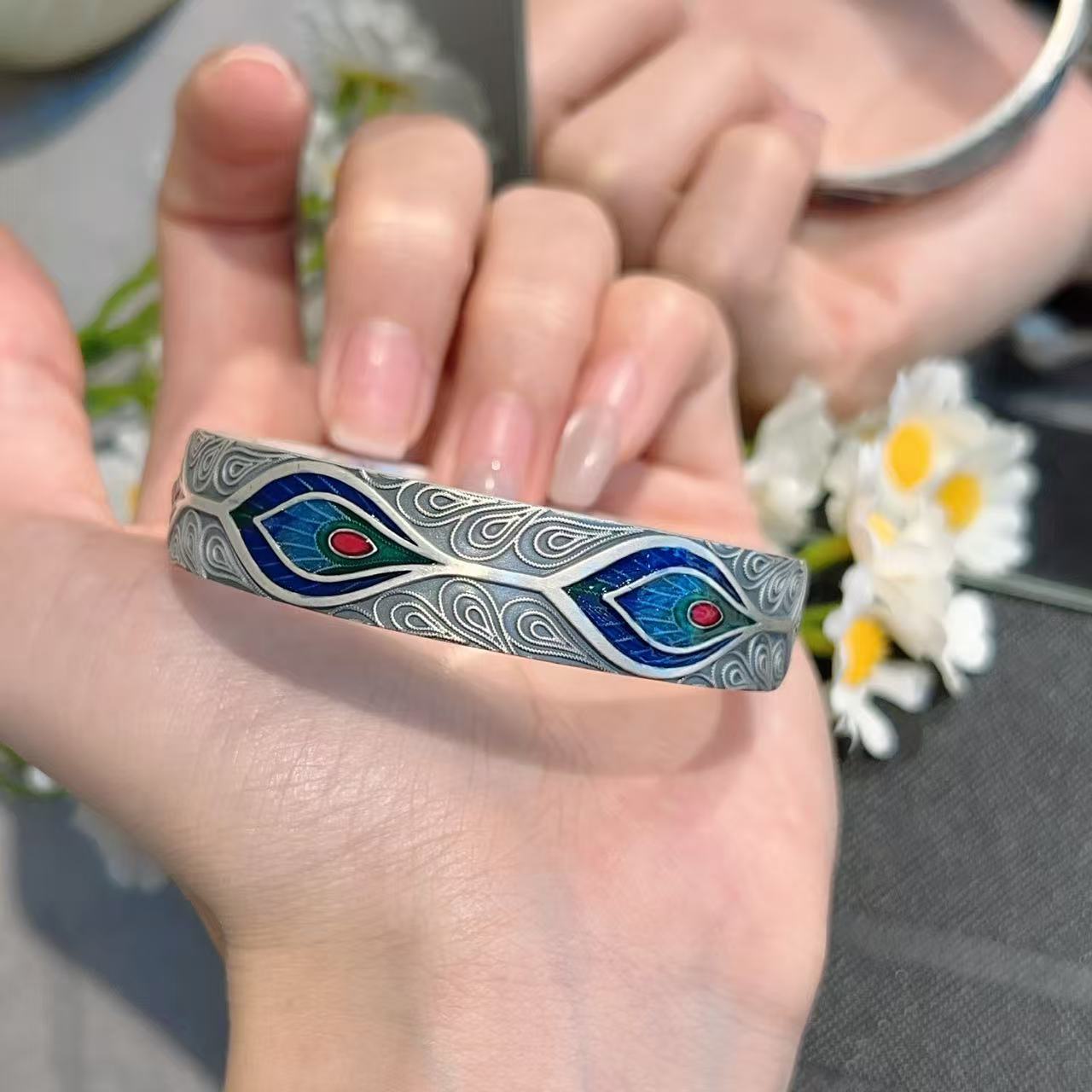 足银手镯 4足银手镯 9999纯银烤漆 复古做旧凤翔手镯 重工新中式