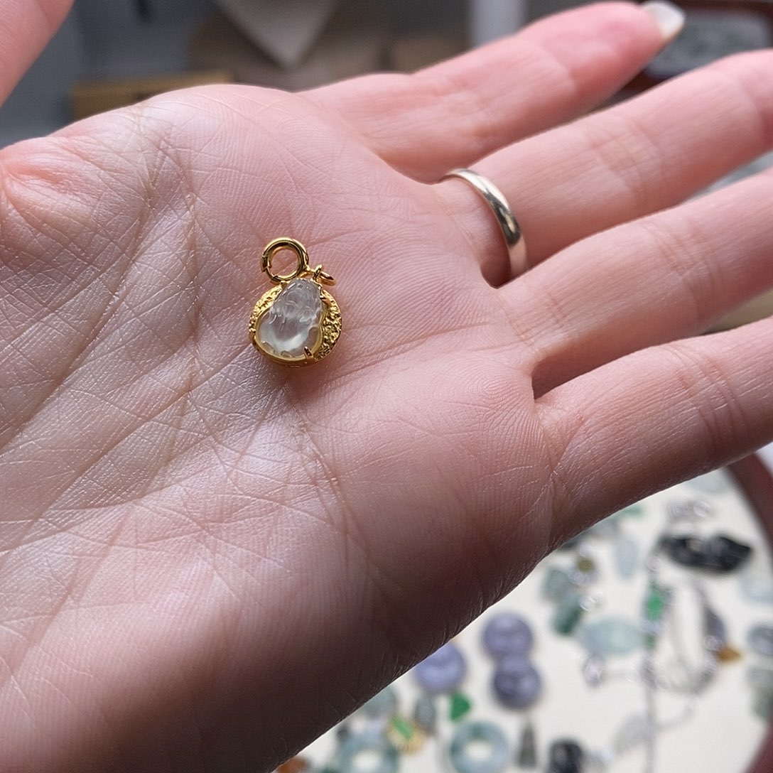 翡翠戒指未镶嵌貔貅提溜