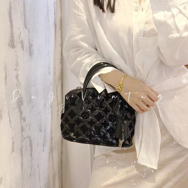 大吉中古/Lv秀款漆皮植绒手提包