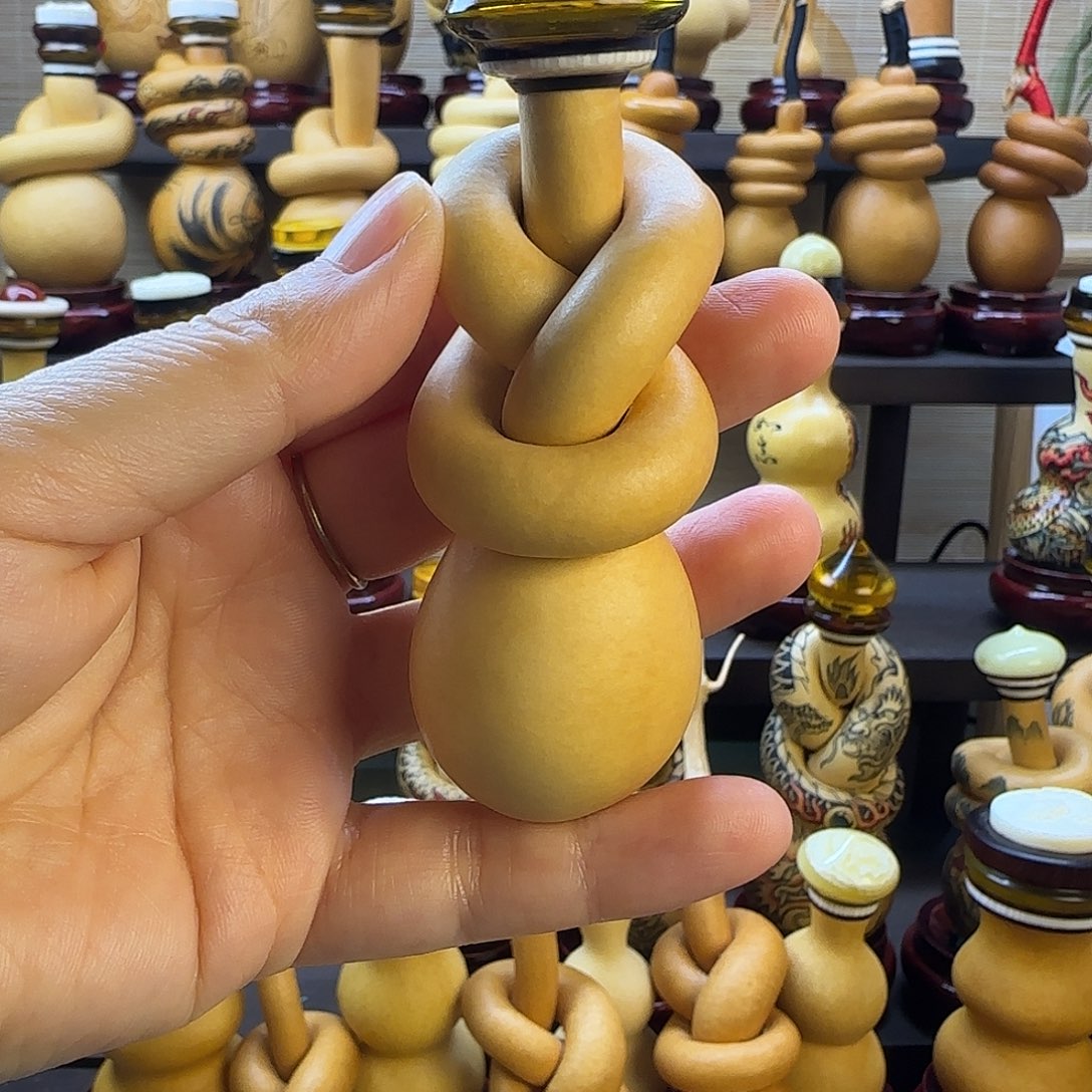 ๑***๑葫芦是否会看几遍别别扭扭吗