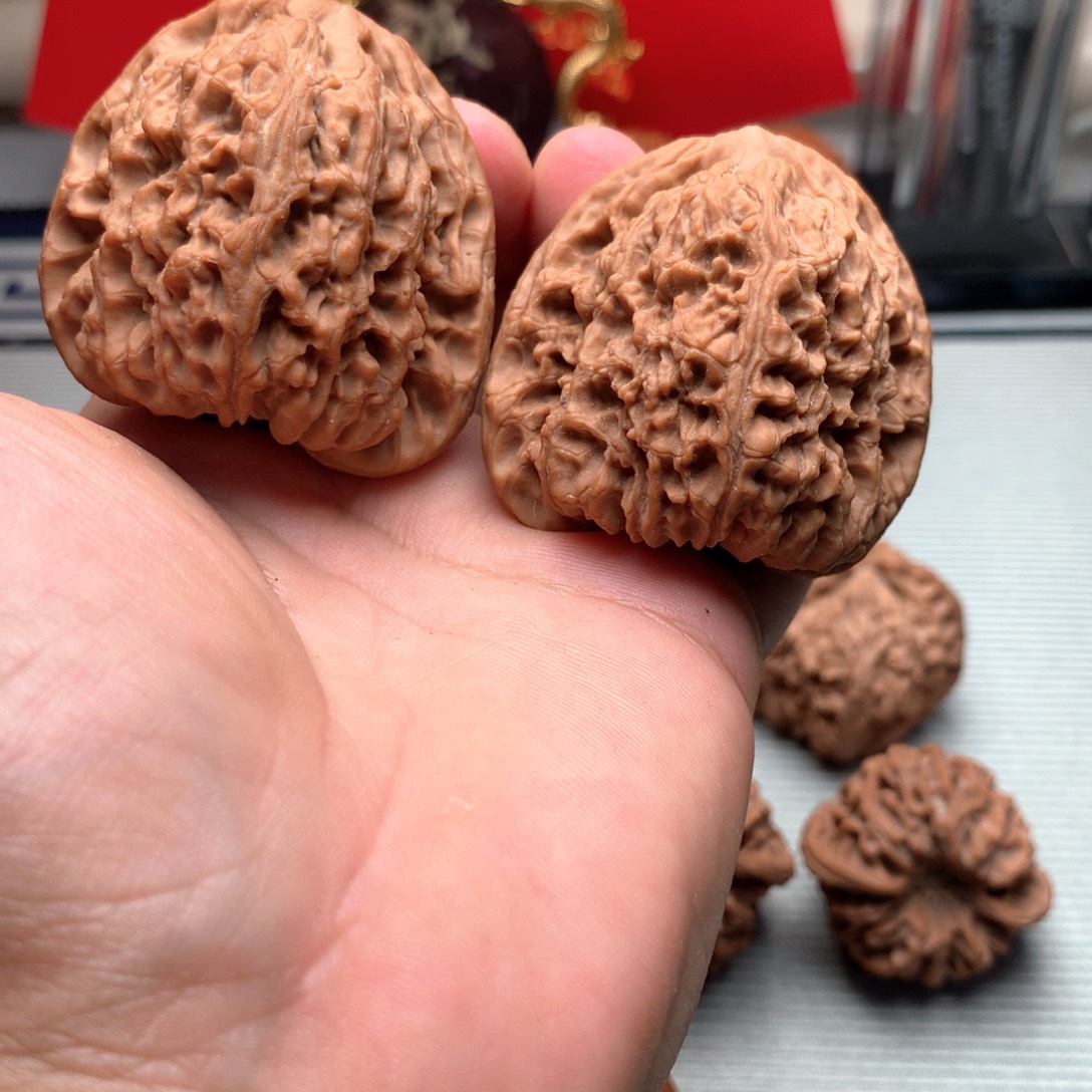 大***8吊坠文玩核桃南疆