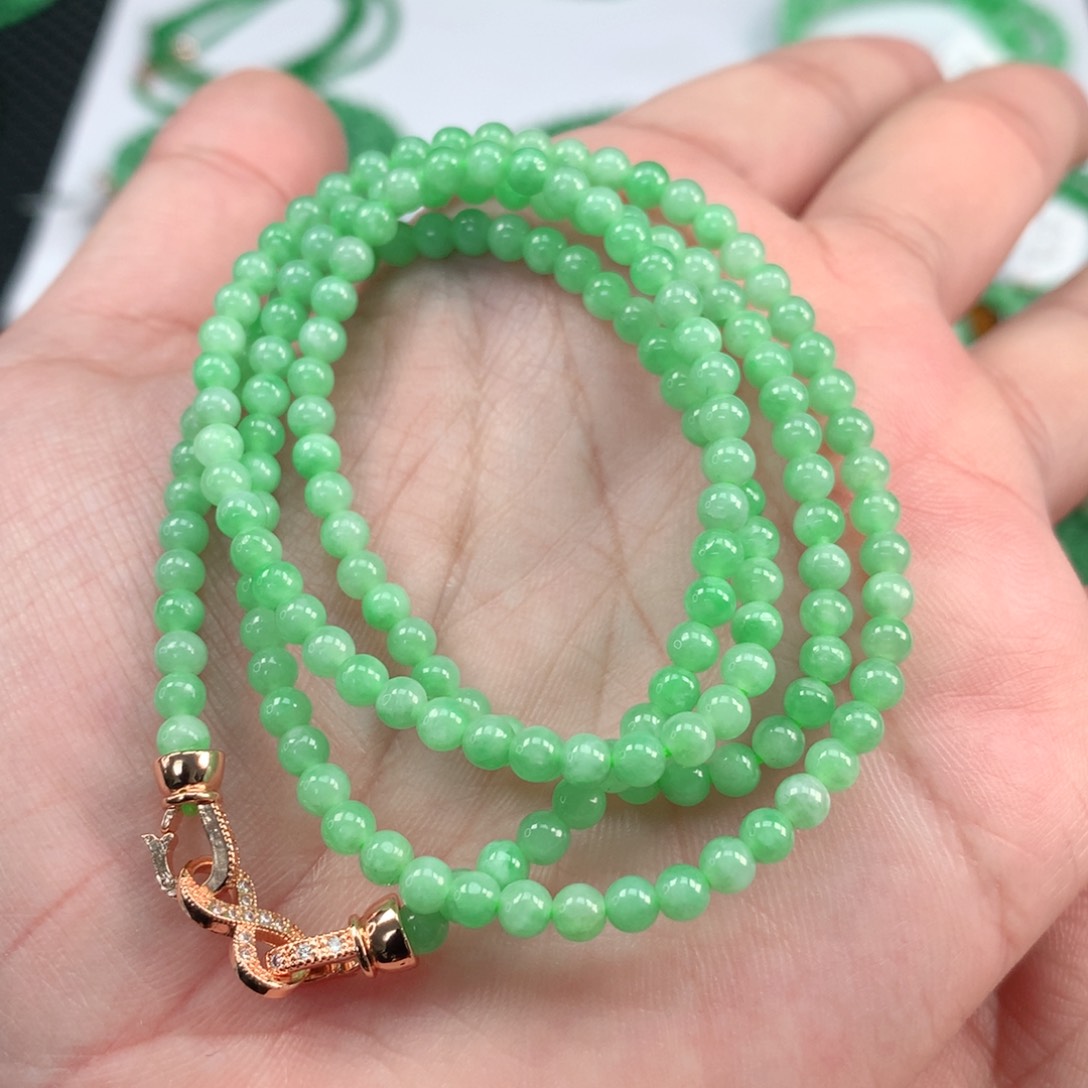 翡翠手链未镶嵌翡翠