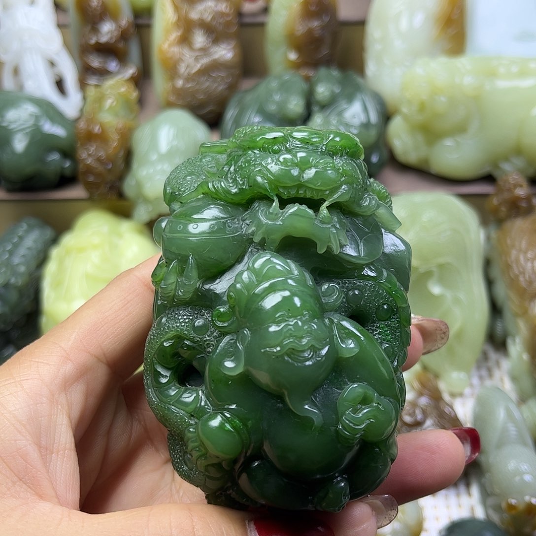 和田玉挂件未镶嵌