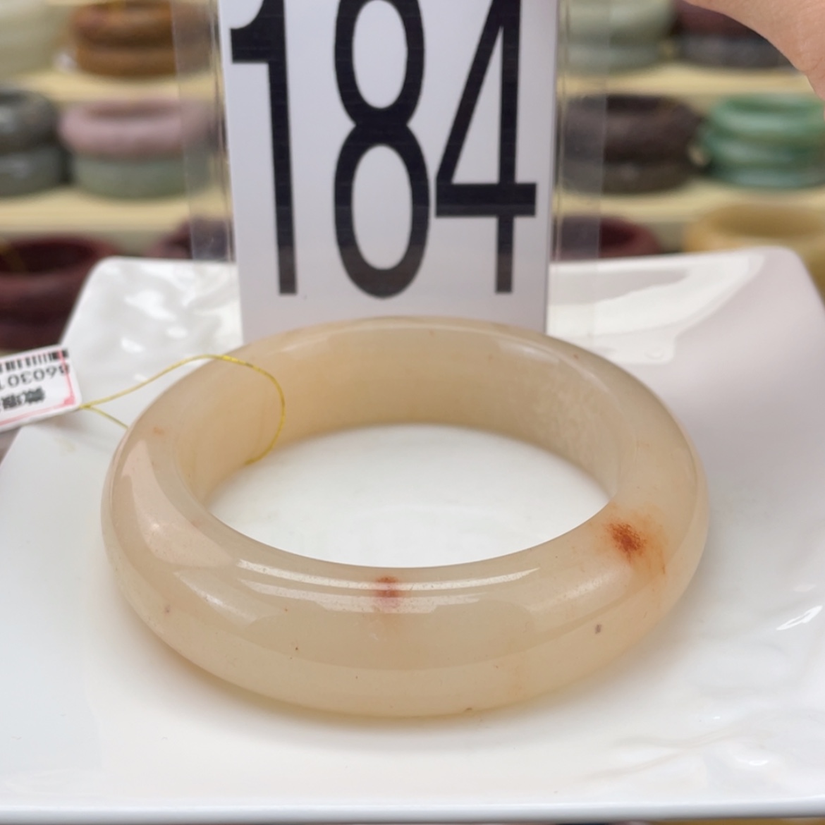 【闪购商品】石英质玉手镯未镶嵌