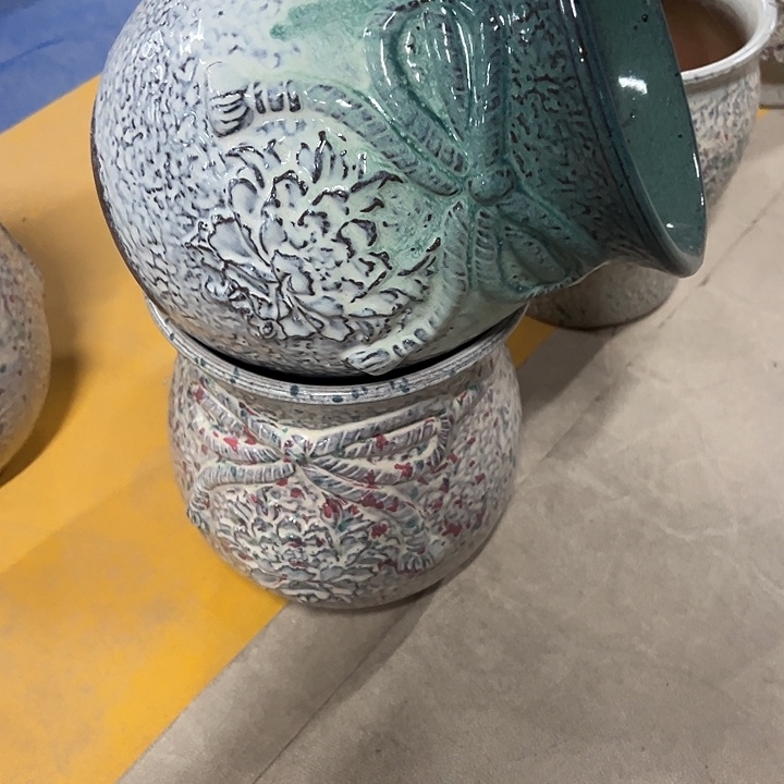 高度21厘米口18厘米