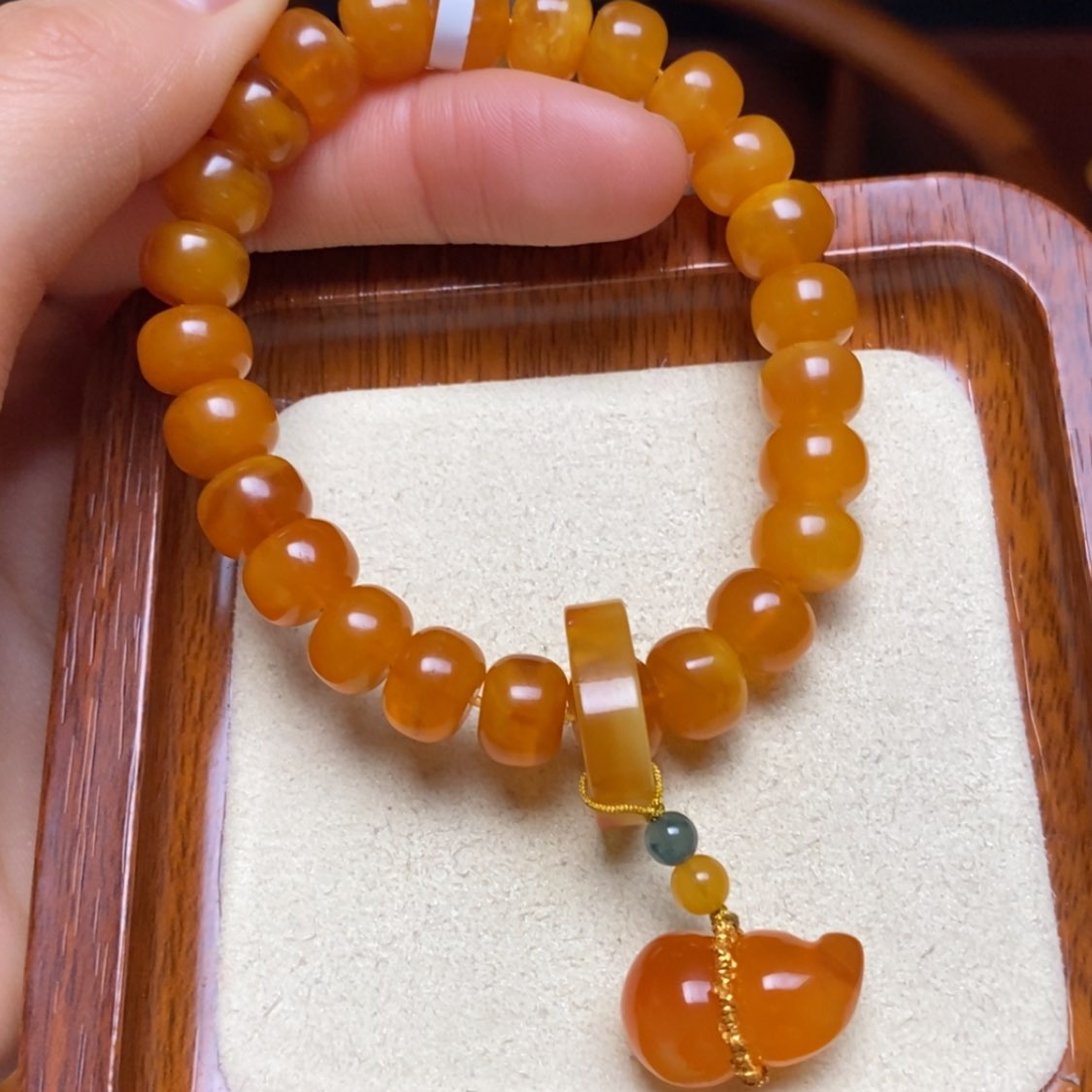 【闪购商品】蜜蜡手链未镶嵌手串