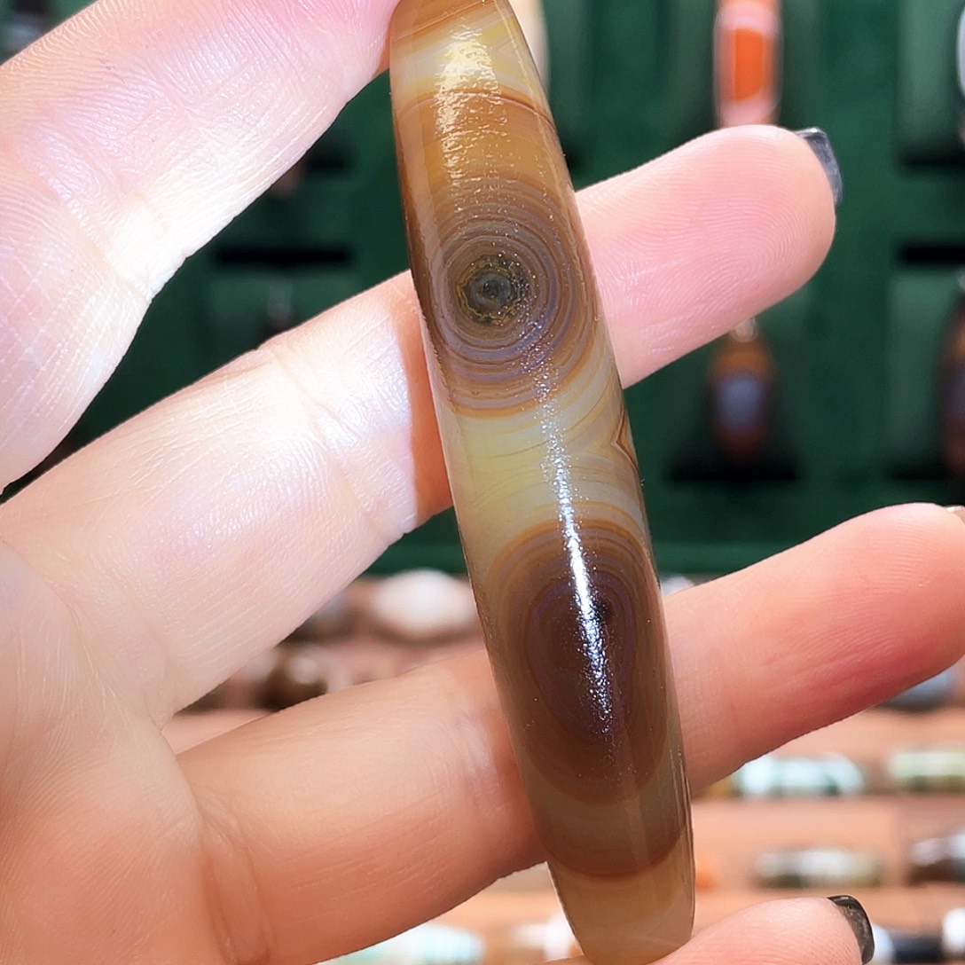 玛瑙/玉髓未镶嵌珠宝半成品