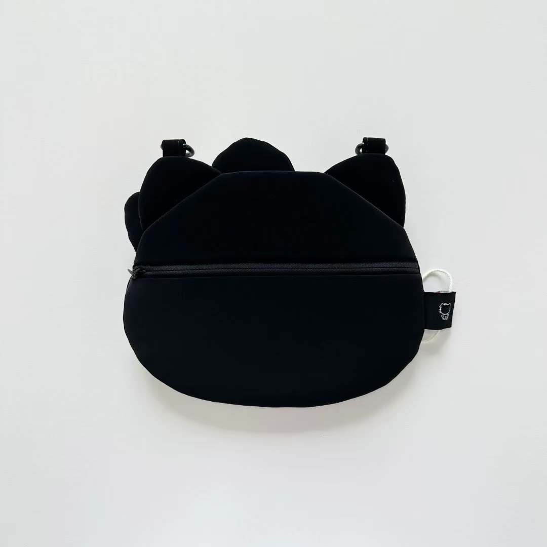 Mi33 黑色小猫大头斜挎包