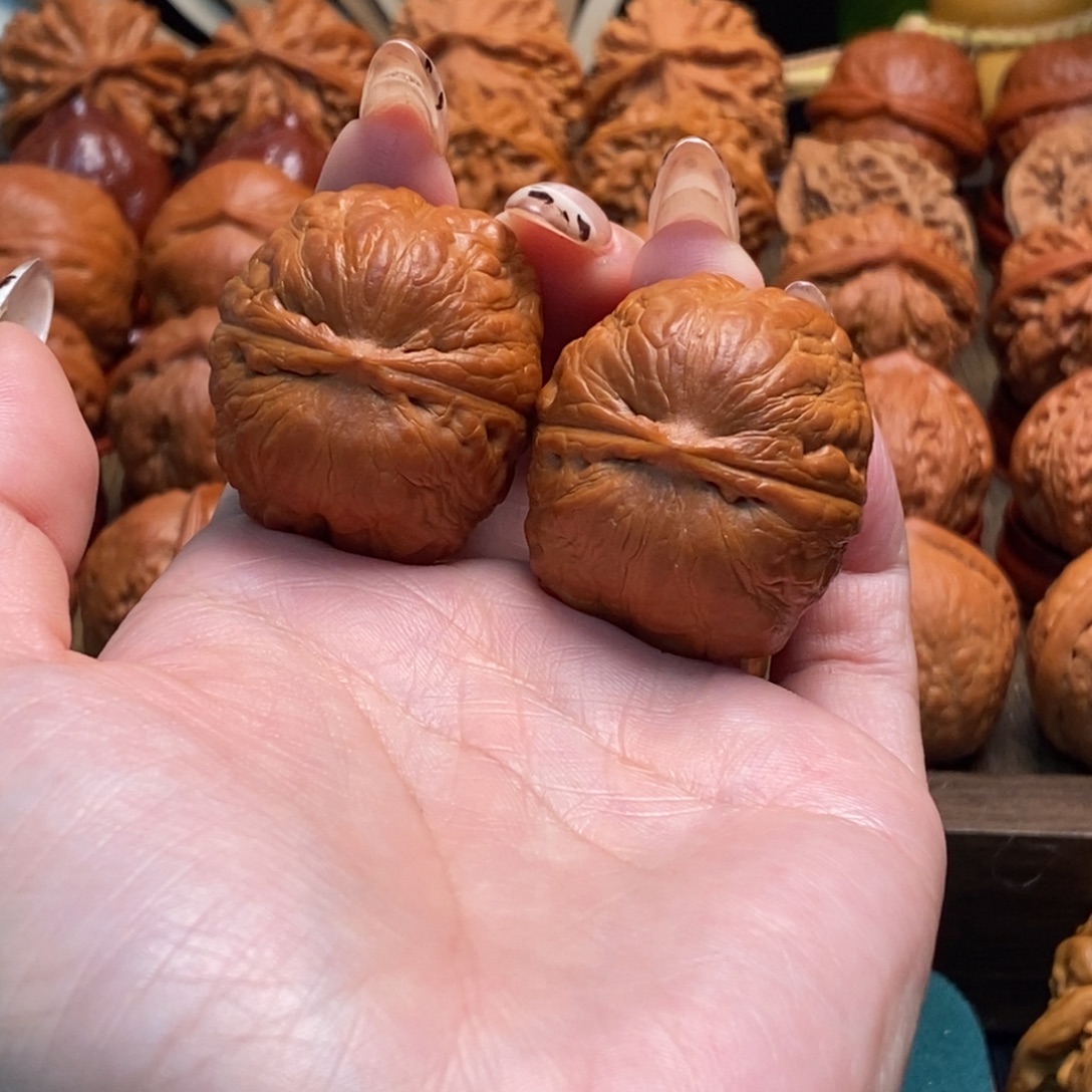 万***意文玩核桃把件水晶蛙