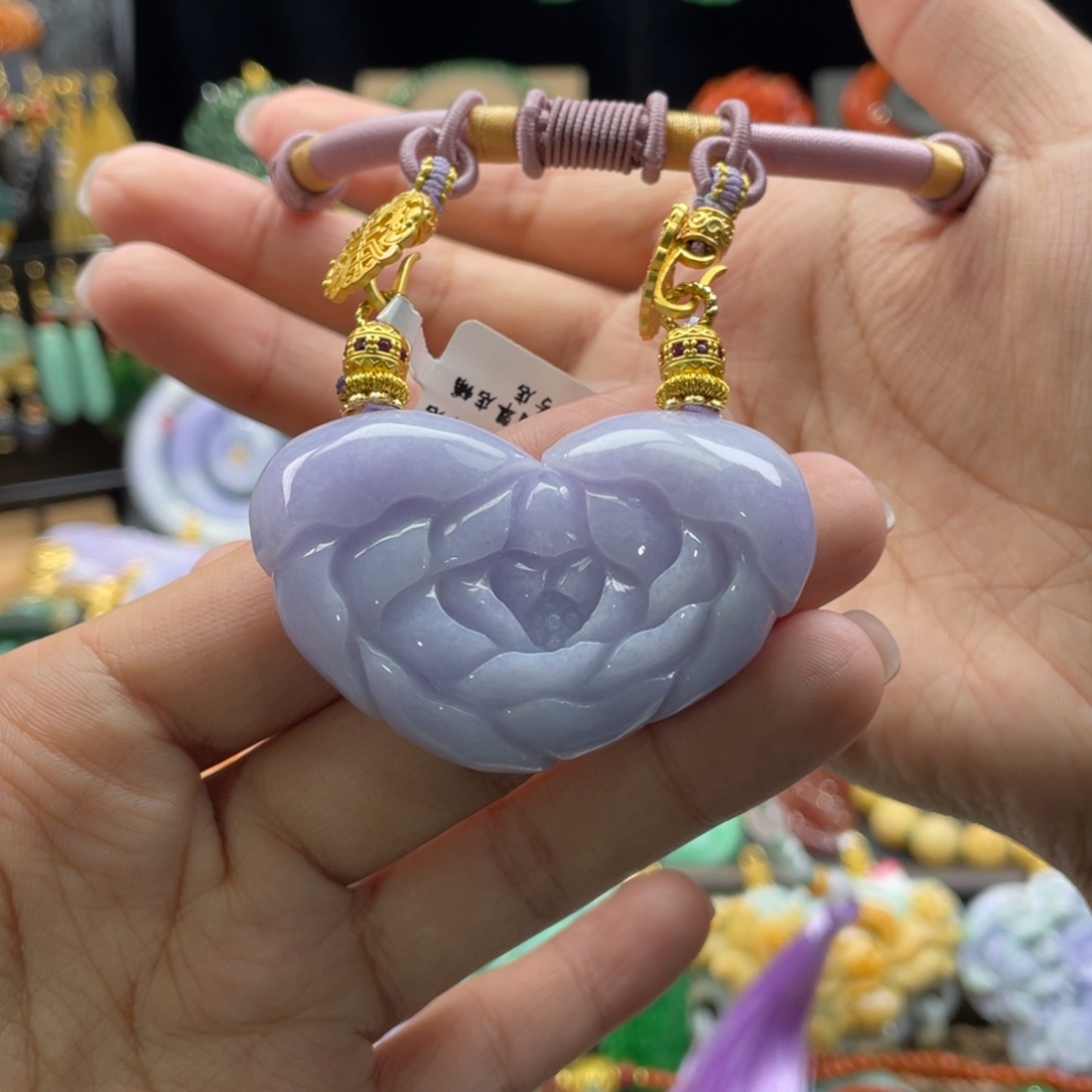 翡翠颈饰未镶嵌代编织