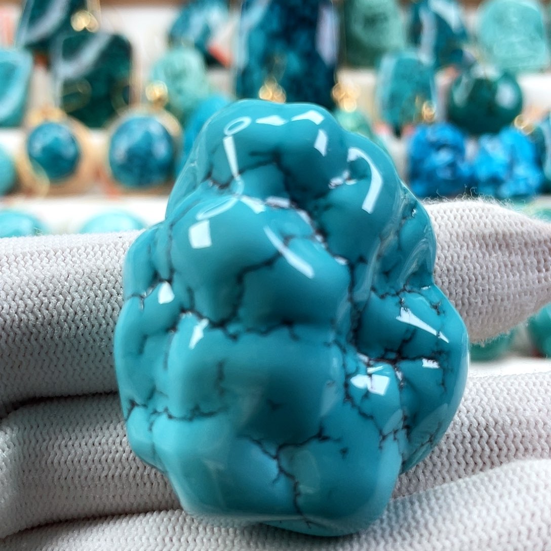 绿松石未镶嵌车挂