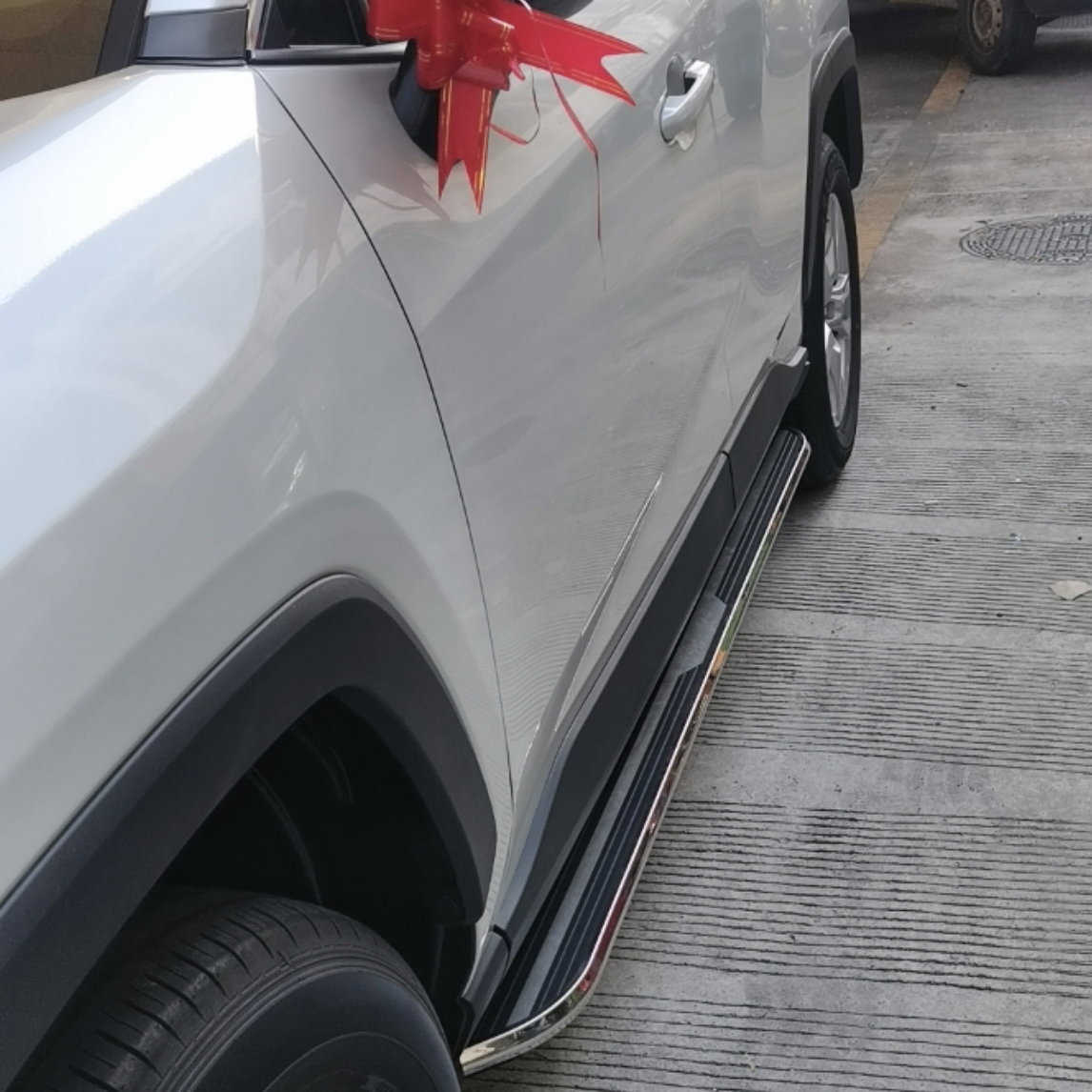 26款丰田威兰达侧踏板原厂13-25款荣放RAV4改装迎宾加厚铝合金