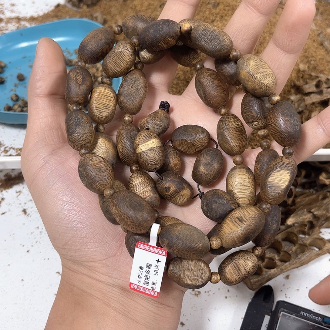 沉香木手串超大留疤1.3规格