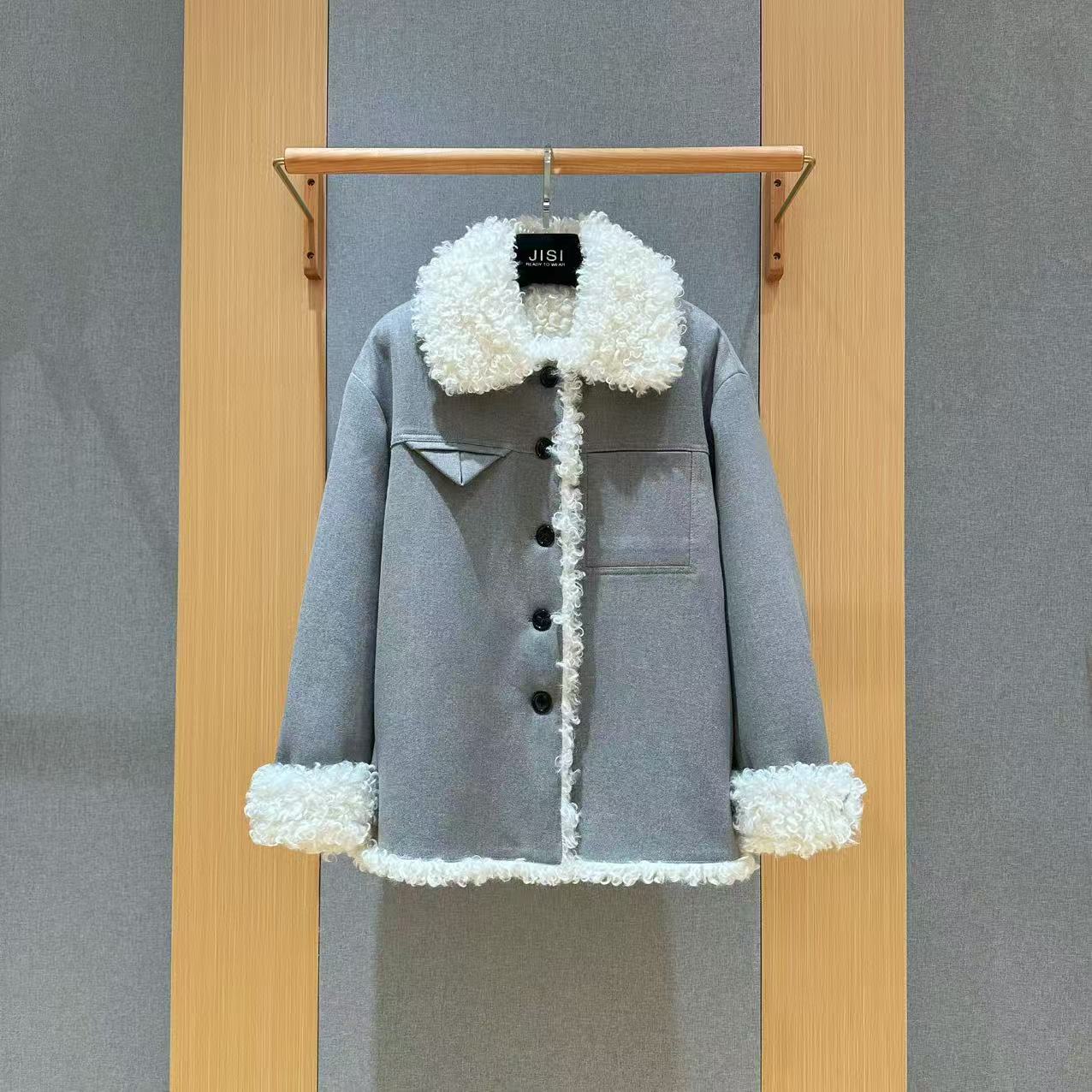 JISI B+ 圈圈毛翻领厚外套大衣宽松出游女装-WT25751J