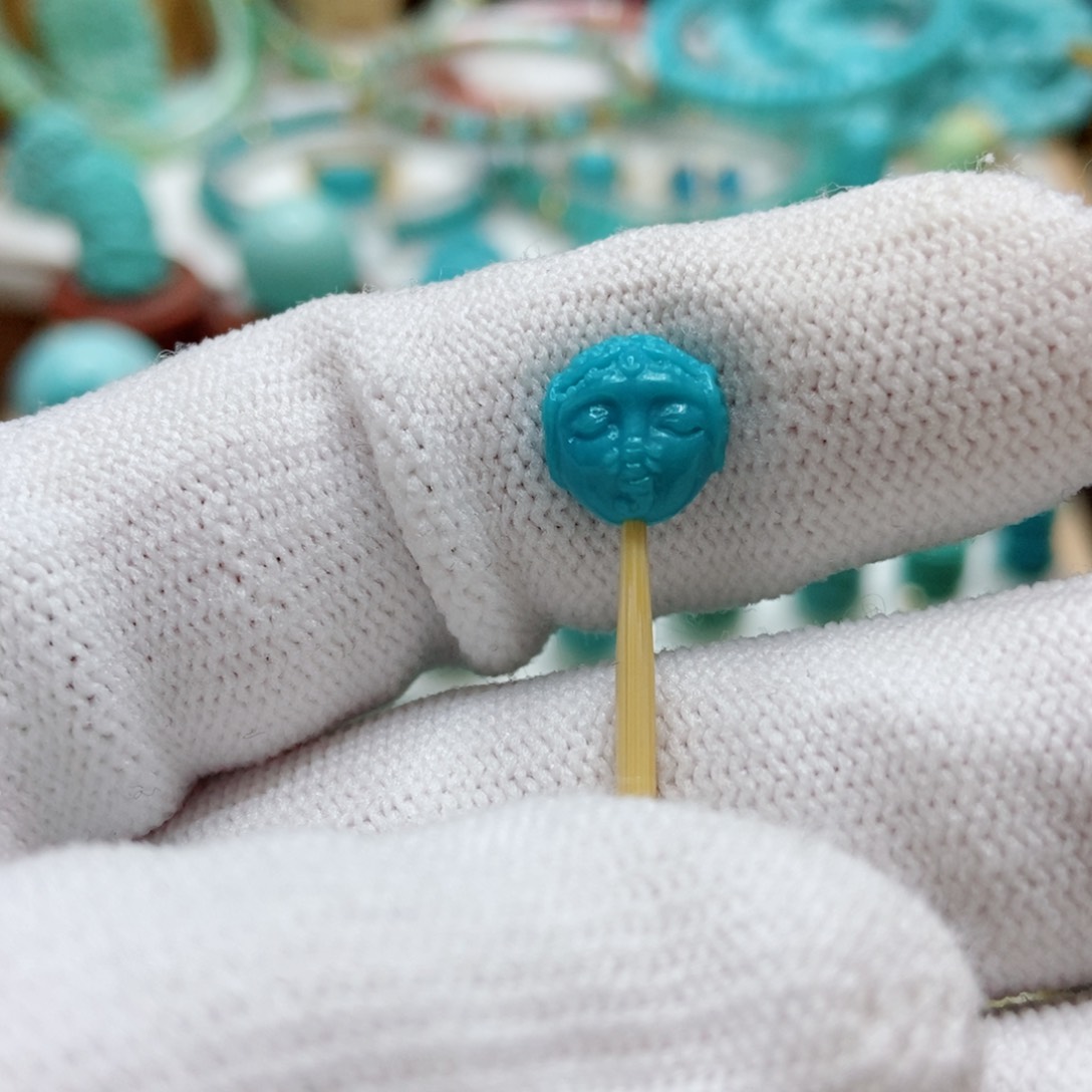 绿松石珠子未镶嵌