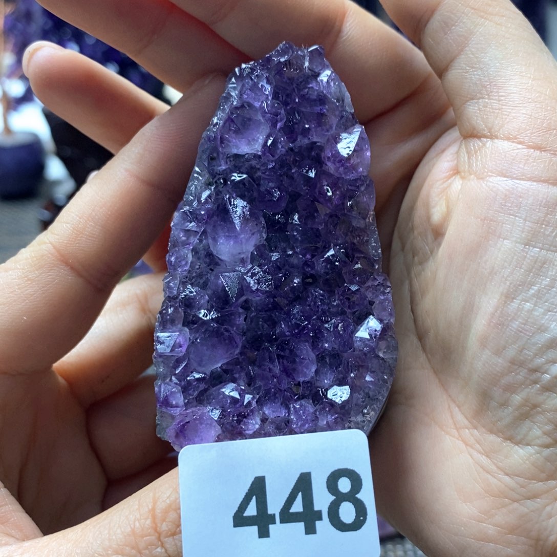 紫晶未镶嵌大型摆件（非配饰）