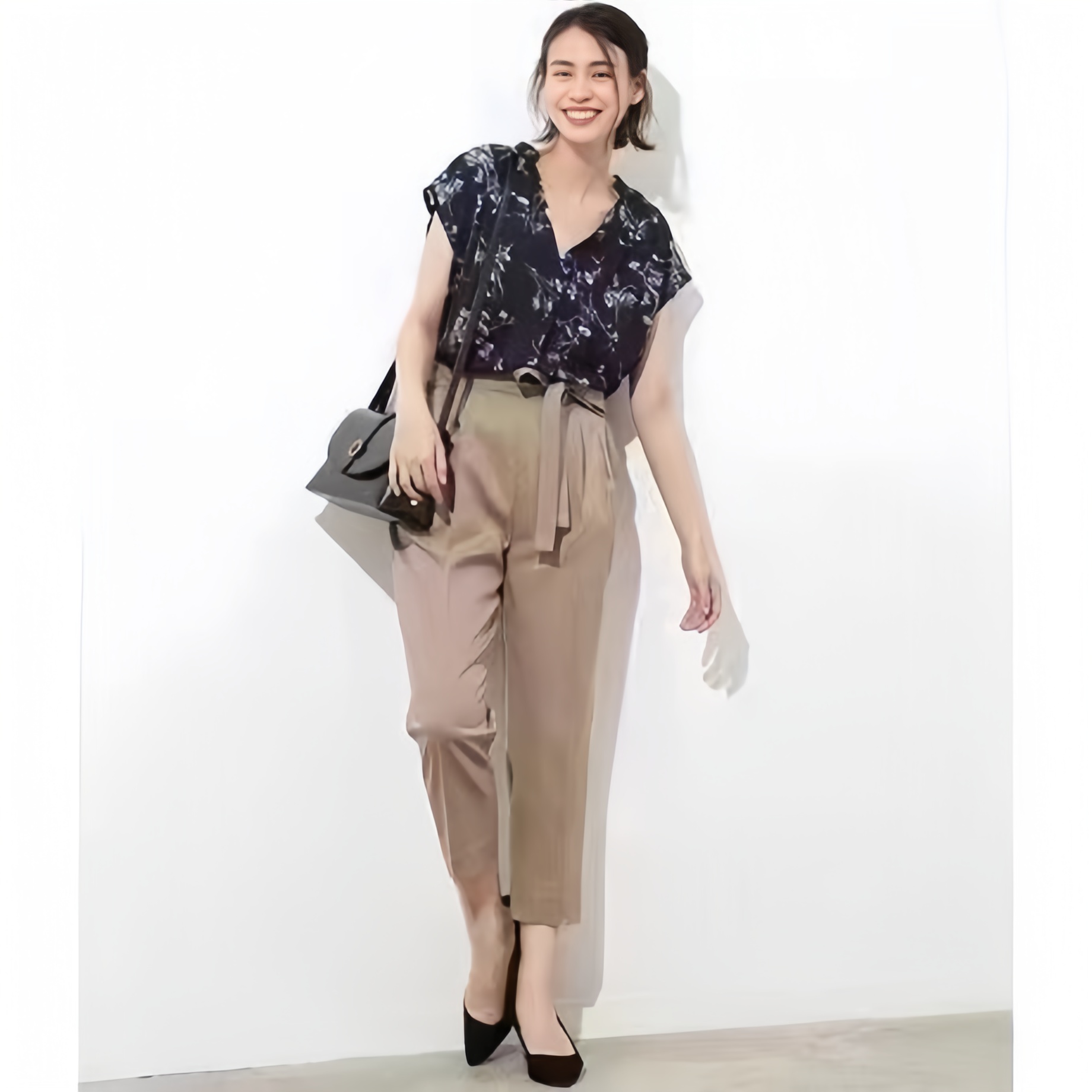 出口日本原单正品冷淡风高级感气质职业裤子女装夏季时尚干练