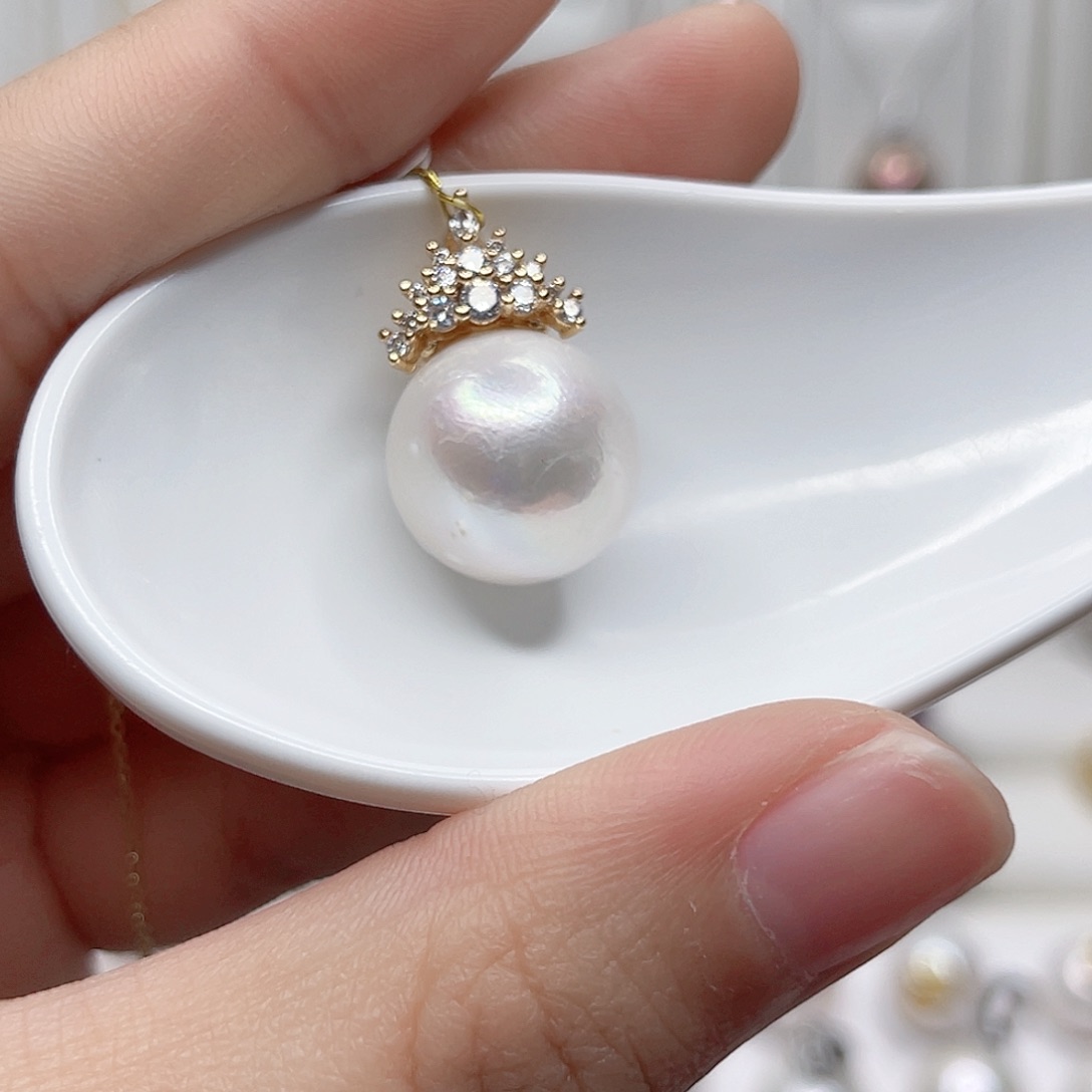 淡水珍珠吊坠(赠链)未镶嵌