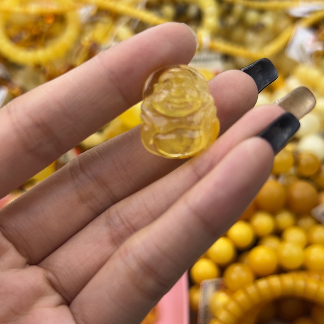 琥珀珠宝奇石未镶嵌