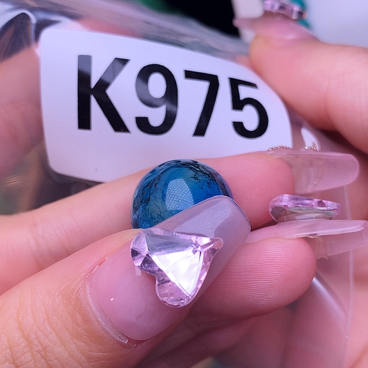 湖北十堰原矿绿小松