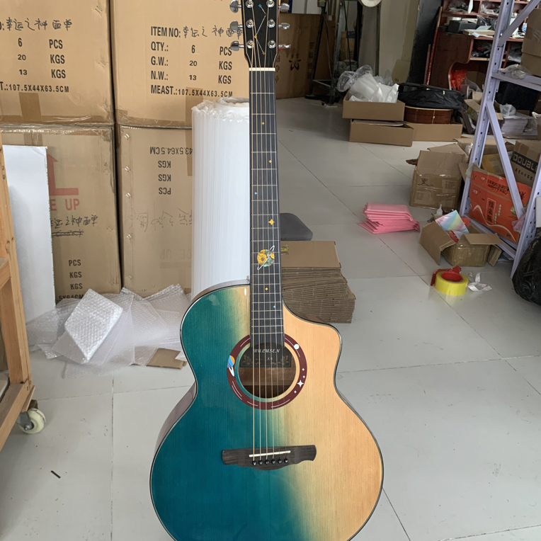 布鲁森云杉桃花心木面单吉他