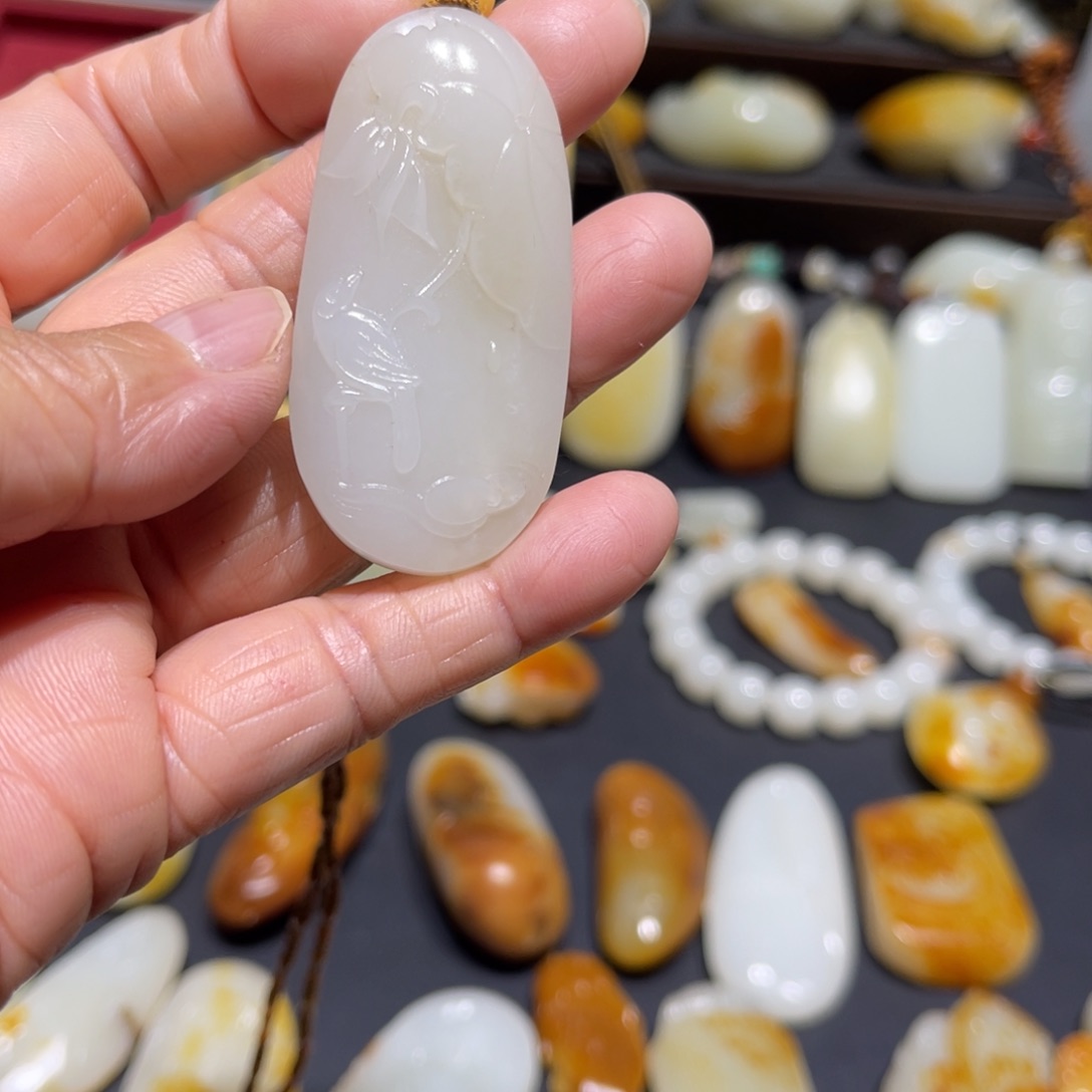 和田玉未镶嵌包链