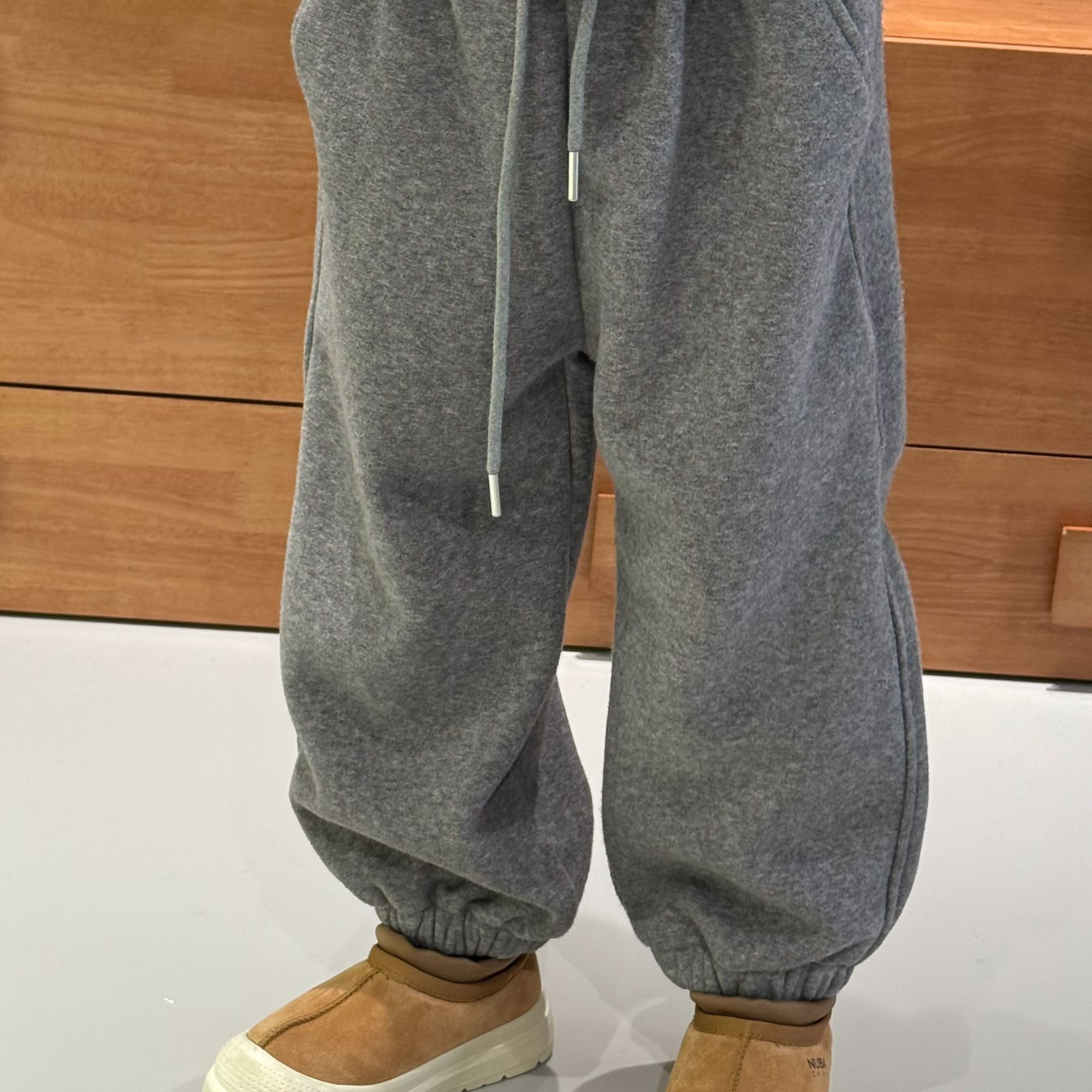 令佳潮牌秋冬儿童中性百搭灰色加绒卫裤长裤3271