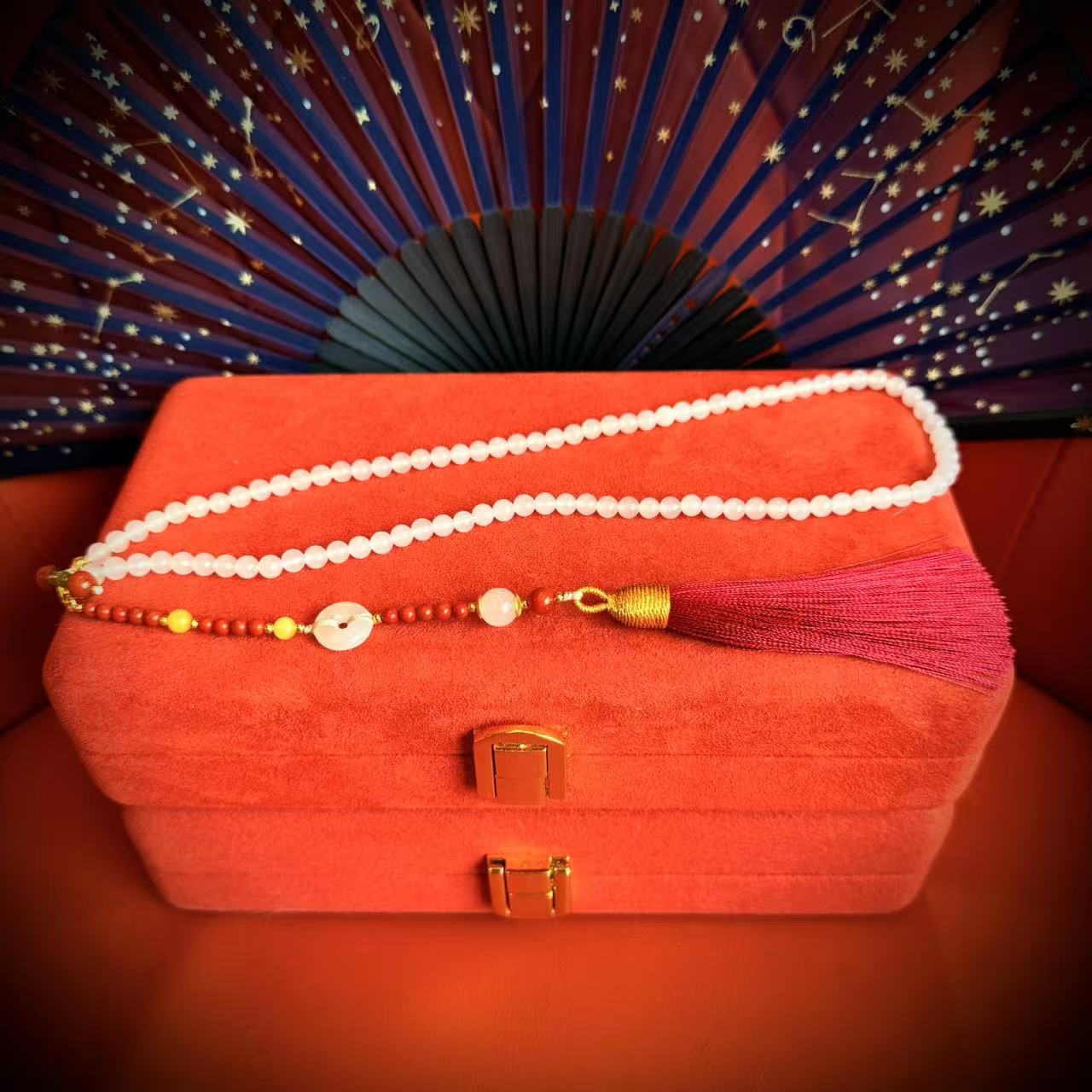 壹屿珠宝 0628010  和田玉典藏级颈饰