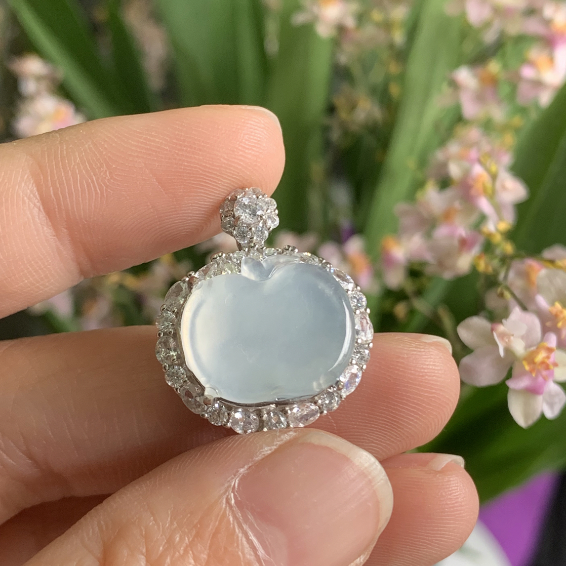 缅甸天然a货翡翠苹果吊坠